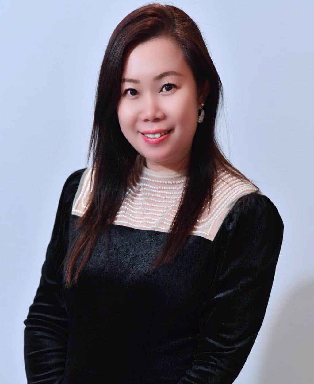 Ms Cathy Cheng